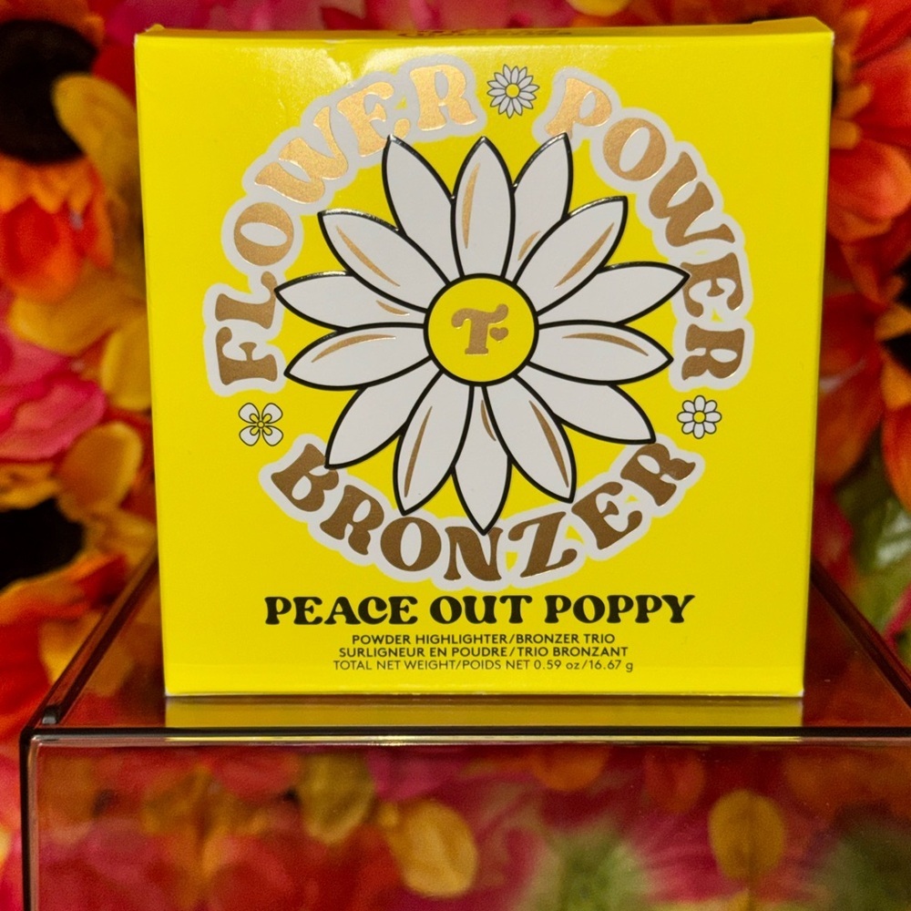 Trixie Cosmetics Flower Power Bronzer - Peace Out Poppy - Picture 8 of 8